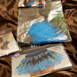 New never opened peacock fan tail and lace cuffs with matching belt toto